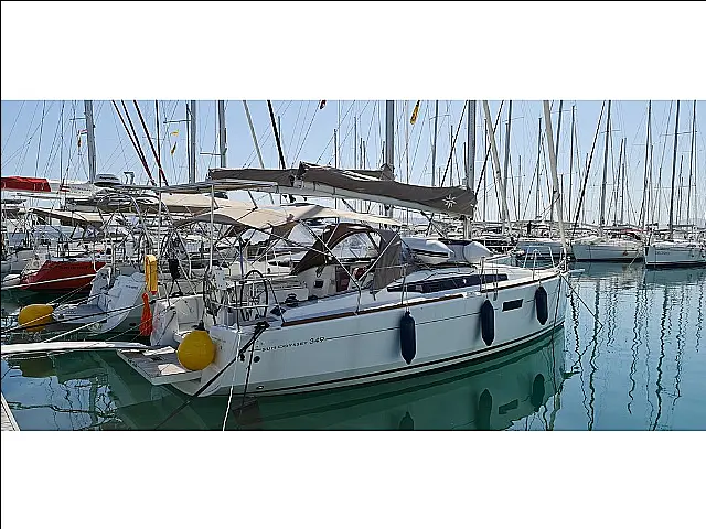 Sun Odyssey 349 - External image