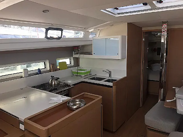 Sun Odyssey 440/3cab. - Innen Bild