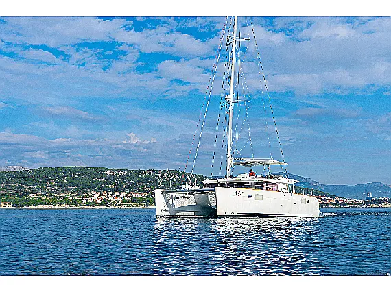 Lagoon 450 F