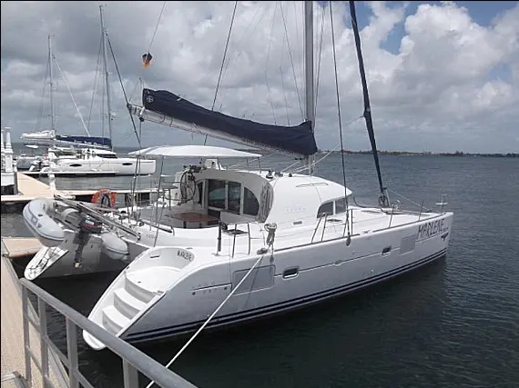Lagoon 380