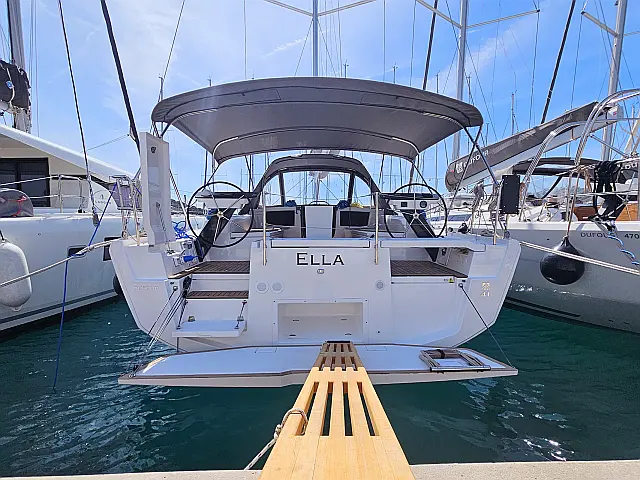 Dufour 41 - External image