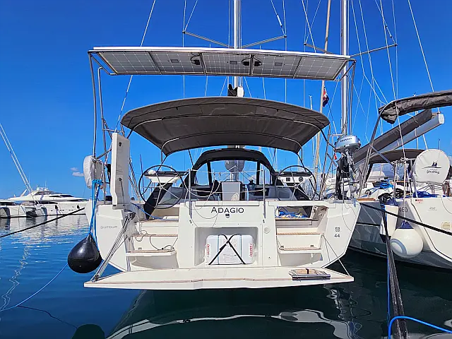 Dufour 44 Grand Large - External image