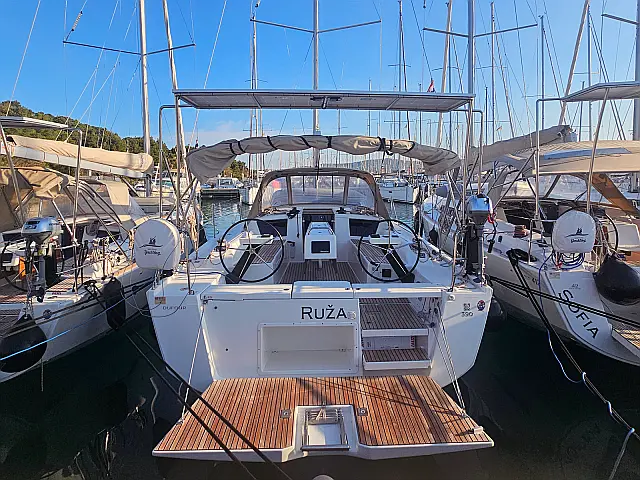Dufour 390 Grand Large - Slika vanjska