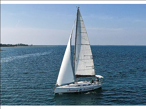 Bavaria 35 Match